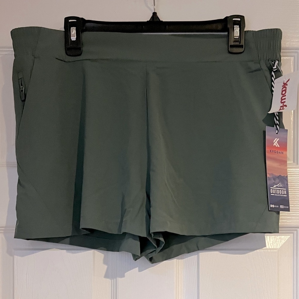 KYODAN X-Large Activewear Shorts Flat Front Pockets  Green Women’s Size‎ Large